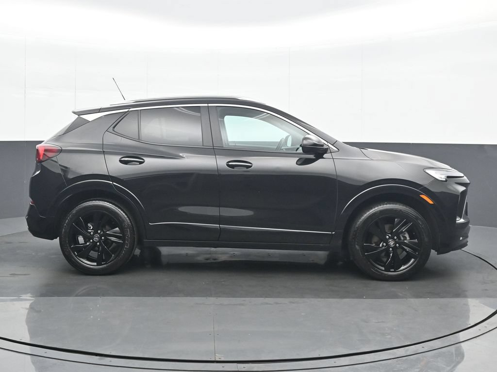 Used 2024 Buick Encore GX Sport Touring AWD/4WD image 7