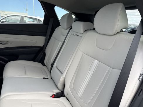 Used 2025 Hyundai Tucson SEL FWD image 21