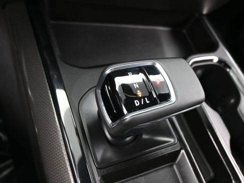 Used 2024 Chevrolet Silverado 1500 ZR2 w/ Technology Package image 23