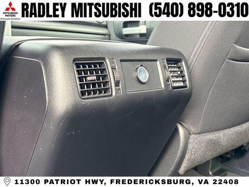 Used 2014 Toyota Tundra SR5 w/ SR5 Upgrade Package AWD/4WD image 13