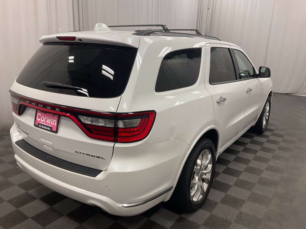 Used 2017 Dodge Durango Citadel w/ Premium Entertainment Group AWD/4WD image 7