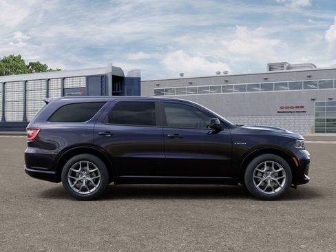 New 2026 Dodge Durango GT w/ Trailer Tow Group IV AWD/4WD image 12