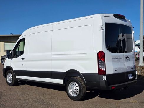 New 2025 Ford Transit 250 148 Medium Roof Extended AWD image 28