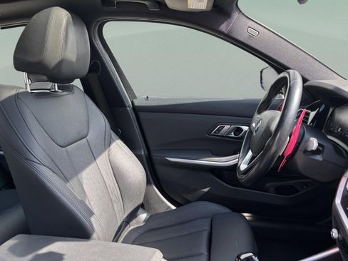 Used 2020 BMW 330i Sedan w/ Convenience Package image 21