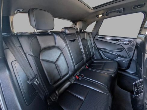 Used 2018 Porsche Macan Sport Edition w/ Premium Package Plus AWD/4WD image 27