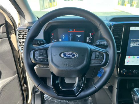 Used 2025 Ford Ranger XLT AWD/4WD image 23