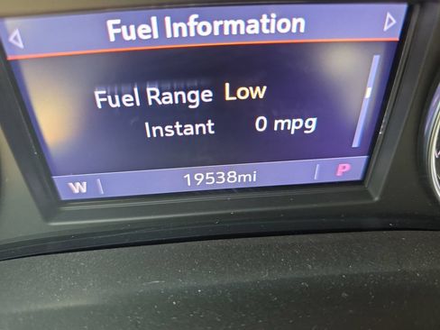 Used 2022 Buick Enclave Essence FWD image 27