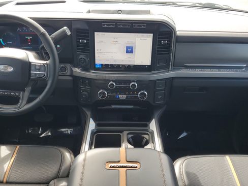 Certified 2024 Ford F350 Platinum w/ FX4 Off-Road Package image 15