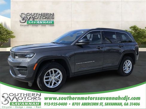 Used 2025 Jeep Grand Cherokee Laredo X w/ Luxury Tech Group I image 1