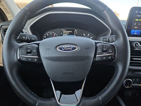 Used 2022 Ford Escape SE w/ Convenience Package image 24