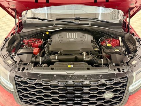 Used 2018 Land Rover Range Rover Velar R-Dynamic SE image 25