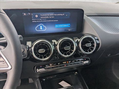 New 2026 Mercedes-Benz GLA 250 image 11