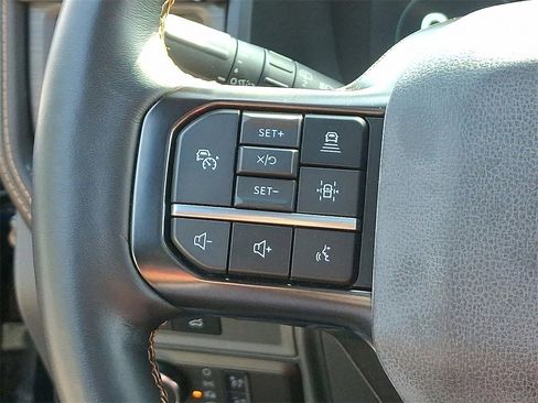 Certified 2023 Ford Expedition Platinum image 23