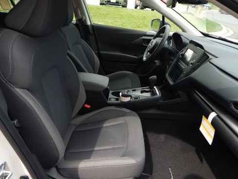 Used 2025 Subaru Impreza 2.0i AWD/4WD image 18