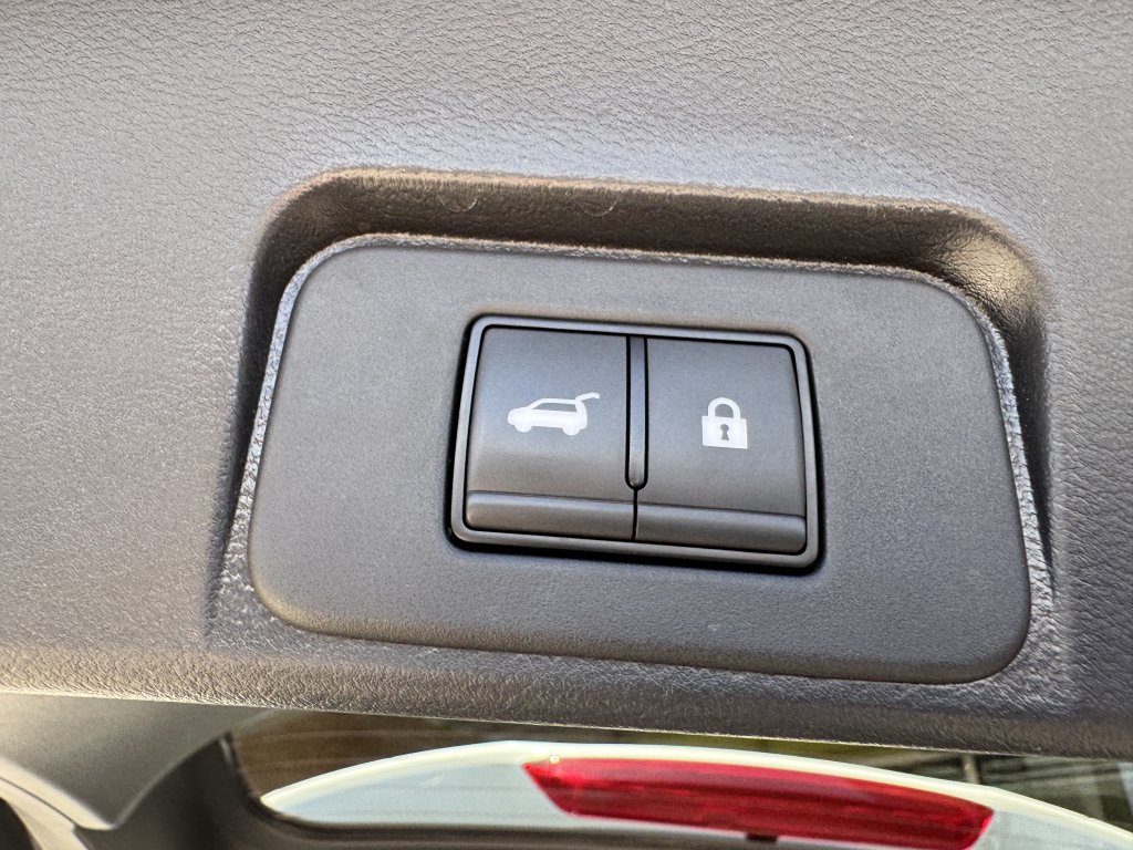 Used 2023 Nissan Rogue SL w/ SL Premium Package FWD image 37