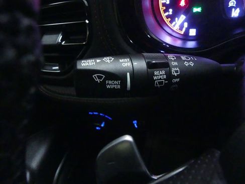 Used 2023 Dodge Durango R/T RWD image 21