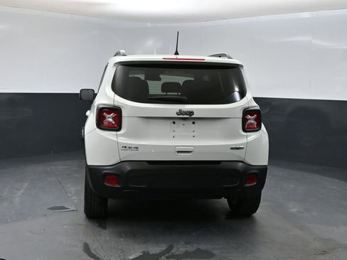 Used 2021 Jeep Renegade Latitude AWD/4WD image 3