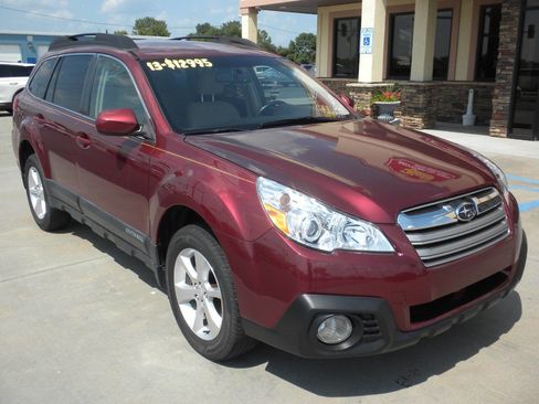 Used 2013 Subaru Outback 2.5i Premium image 7
