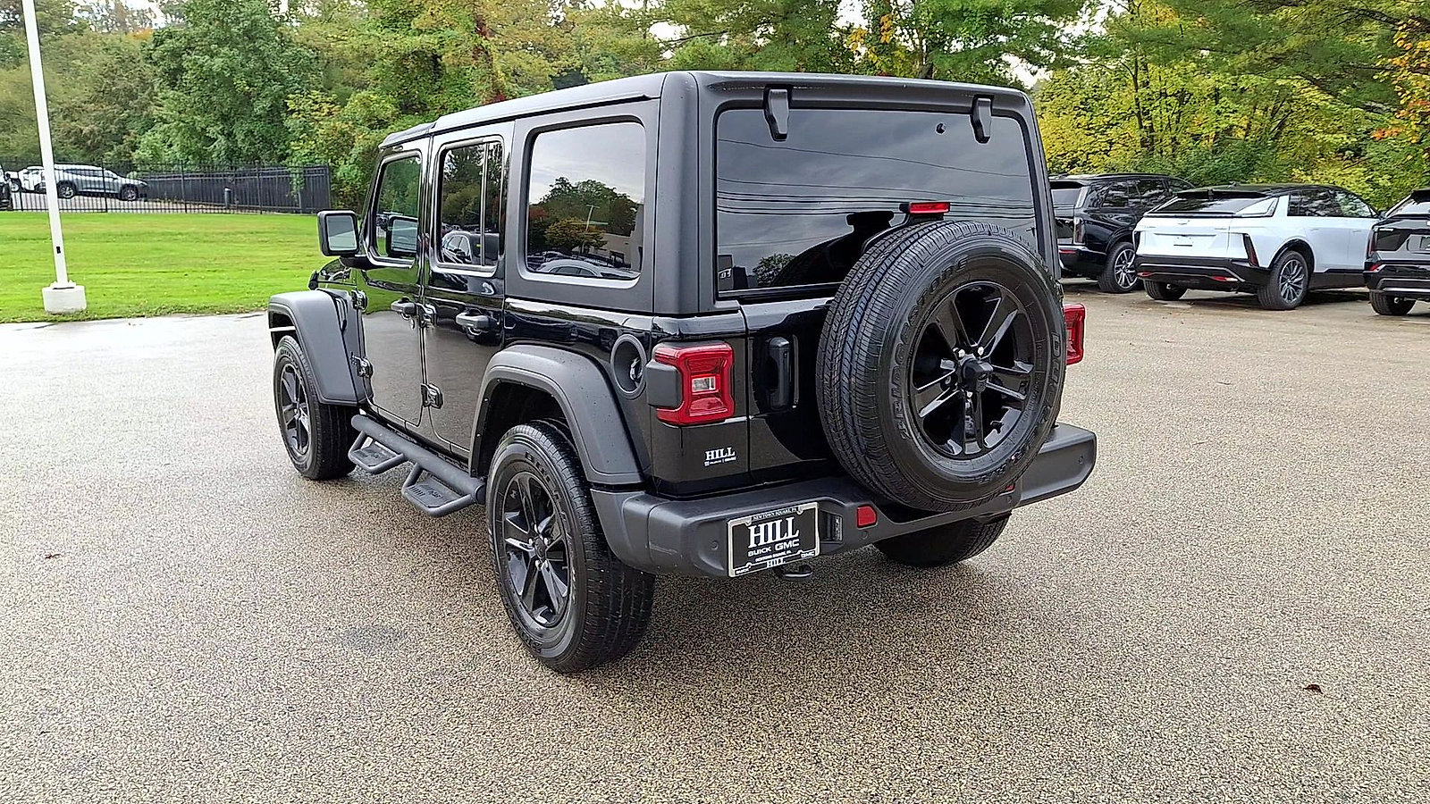 Used 2022 Jeep Wrangler Unlimited Sport AWD/4WD image 7