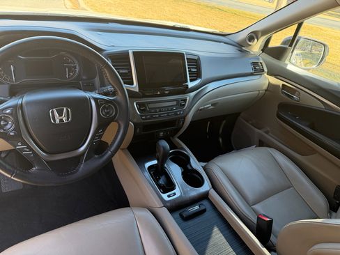 Used 2018 Honda Pilot EX-L image 9