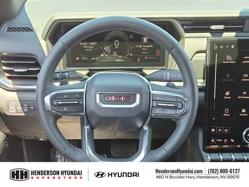 Used 2025 GMC Terrain Elevation w/ Elevation Premium Package AWD/4WD image 22