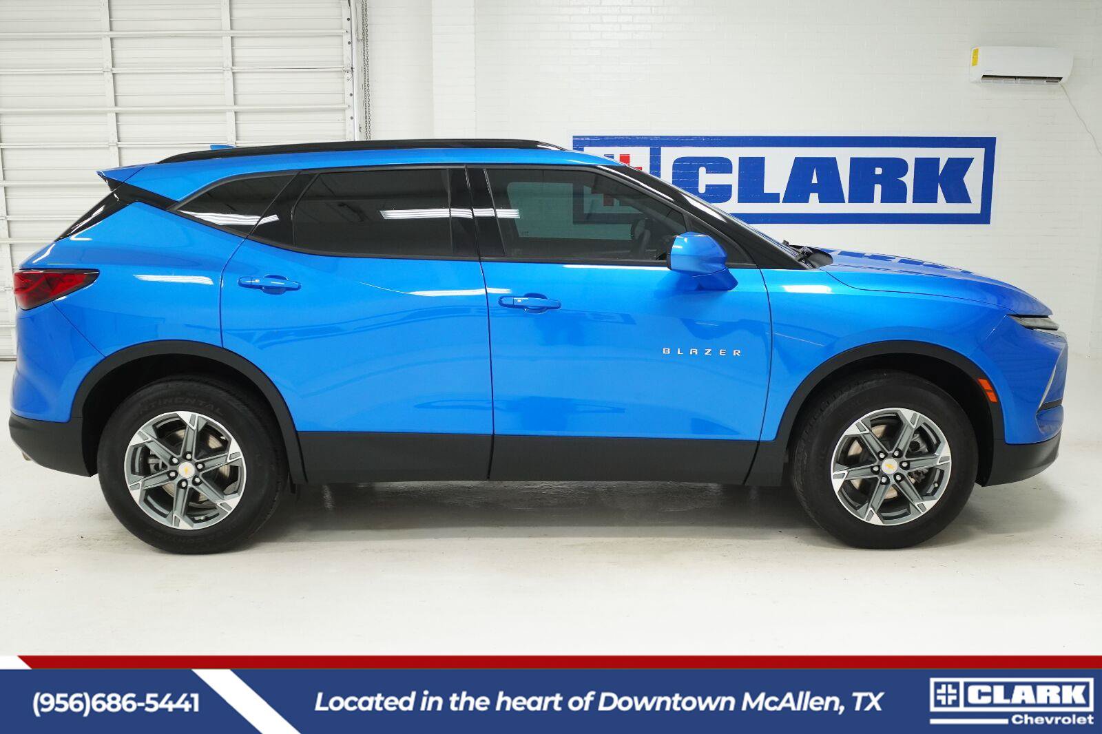 Used 2024 Chevrolet Blazer LT w/ Convenience Package FWD image 4