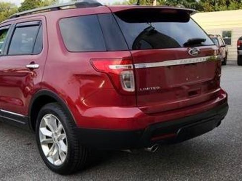 Used 2014 Ford Explorer Limited w/ Equipment Group 302A AWD/4WD image 5