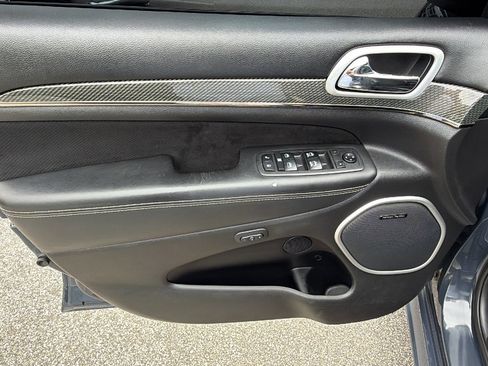Used 2018 Jeep Grand Cherokee Trackhawk AWD/4WD image 14