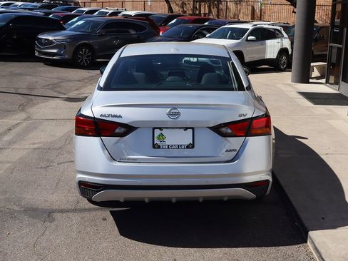 Used 2023 Nissan Altima 2.5 SV image 10