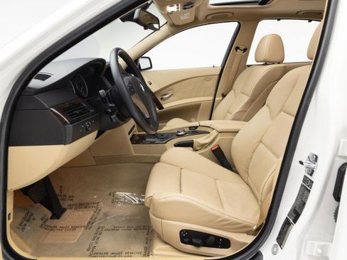 Used 2004 BMW 545i Sedan image 24