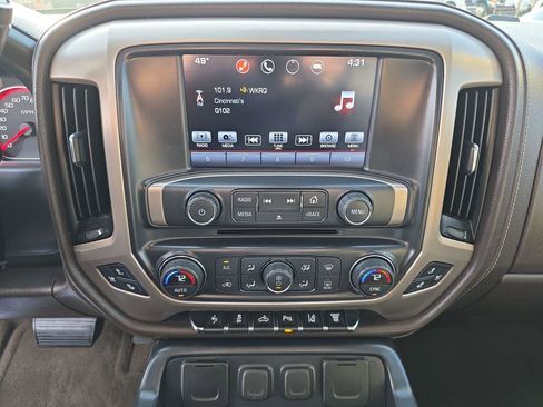 Used 2016 GMC Sierra 2500 Denali w/ Duramax Plus Package image 9