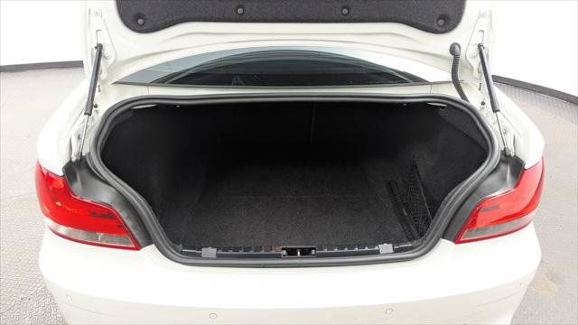 Used 2011 BMW 1 Series M RWD image 18