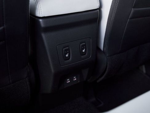 New 2026 Mitsubishi Eclipse Cross SEL image 33