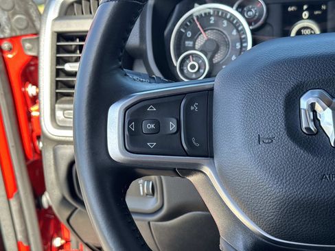 Used 2024 RAM 2500 Big Horn w/ Sport Appearance Package image 30