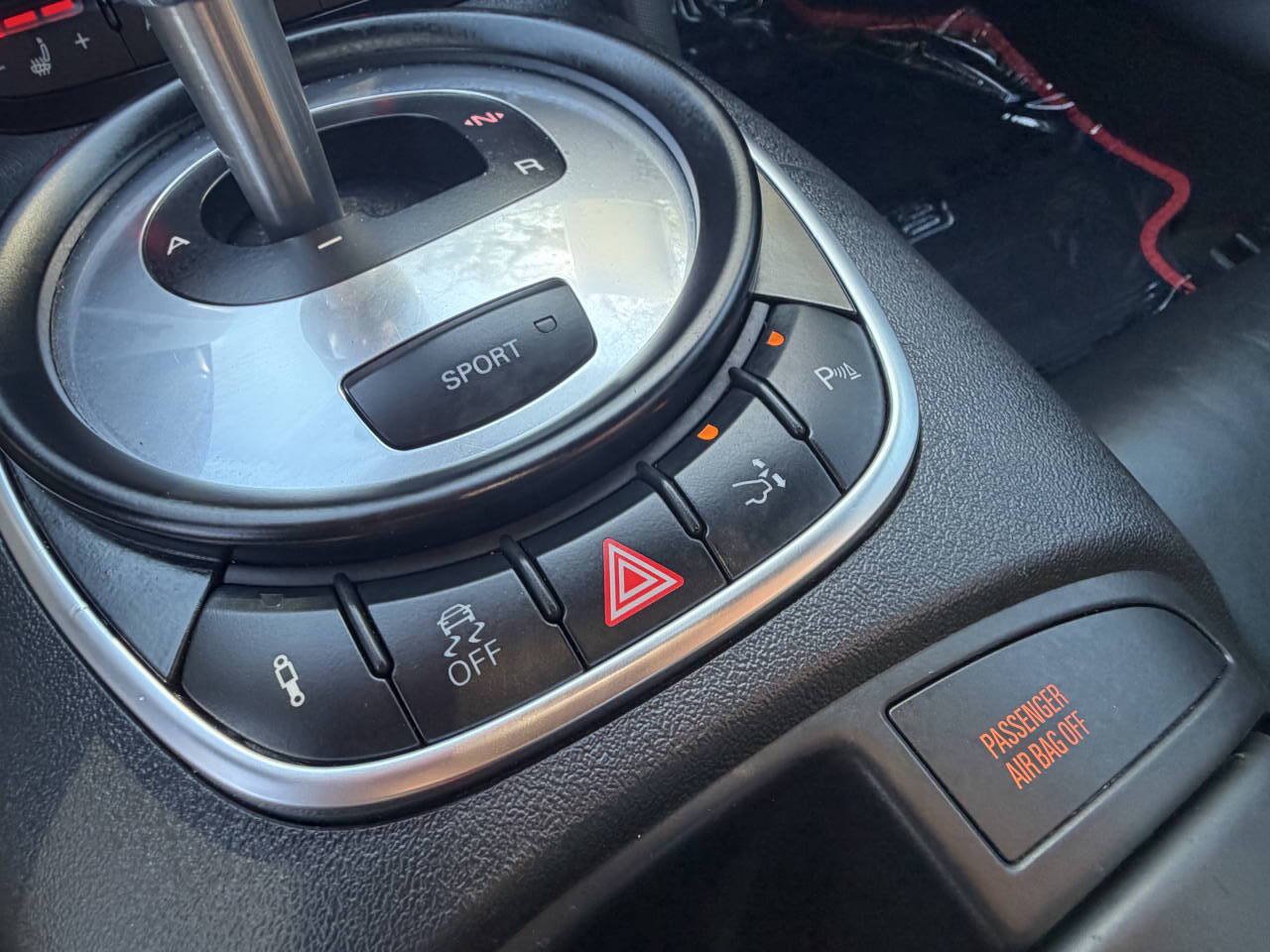 Used 2012 Audi R8 V8 AWD/4WD image 32