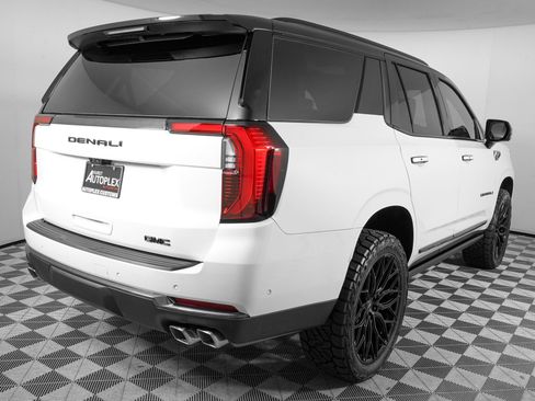 Used 2026 GMC Yukon Denali Ultimate AWD/4WD image 5
