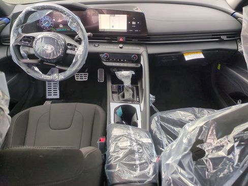 New 2026 Hyundai Elantra Sport FWD image 22