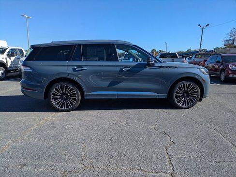 New 2026 Lincoln Aviator Black Label w/ Dynamic Handling Package image 3