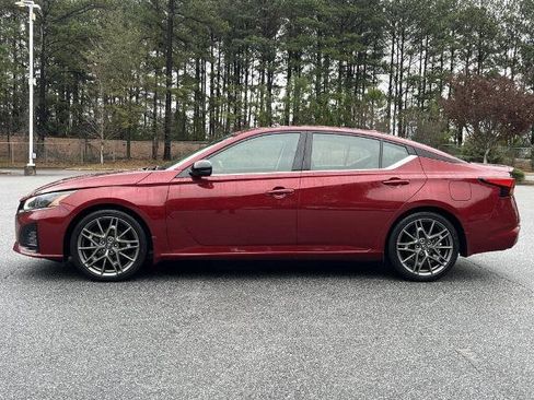 Certified 2024 Nissan Altima 2.0 SR image 20