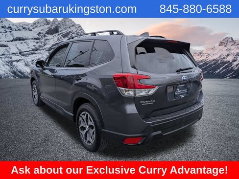 Used 2023 Subaru Forester Premium AWD/4WD image 7