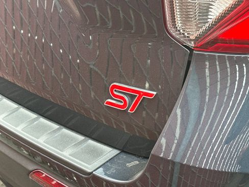 Used 2022 Ford Explorer ST w/ Equipment Group 401A image 6