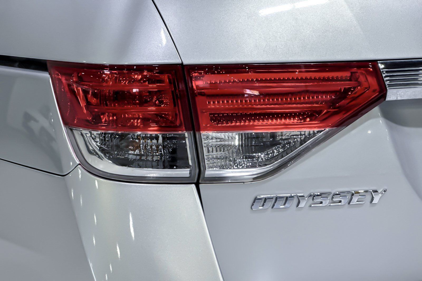 Used 2014 Honda Odyssey EX-L image 29