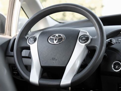 Used 2011 Toyota Prius Two image 13