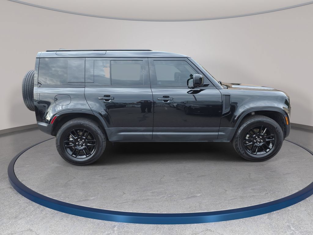 Certified 2025 Land Rover Defender 110 S AWD/4WD image 5
