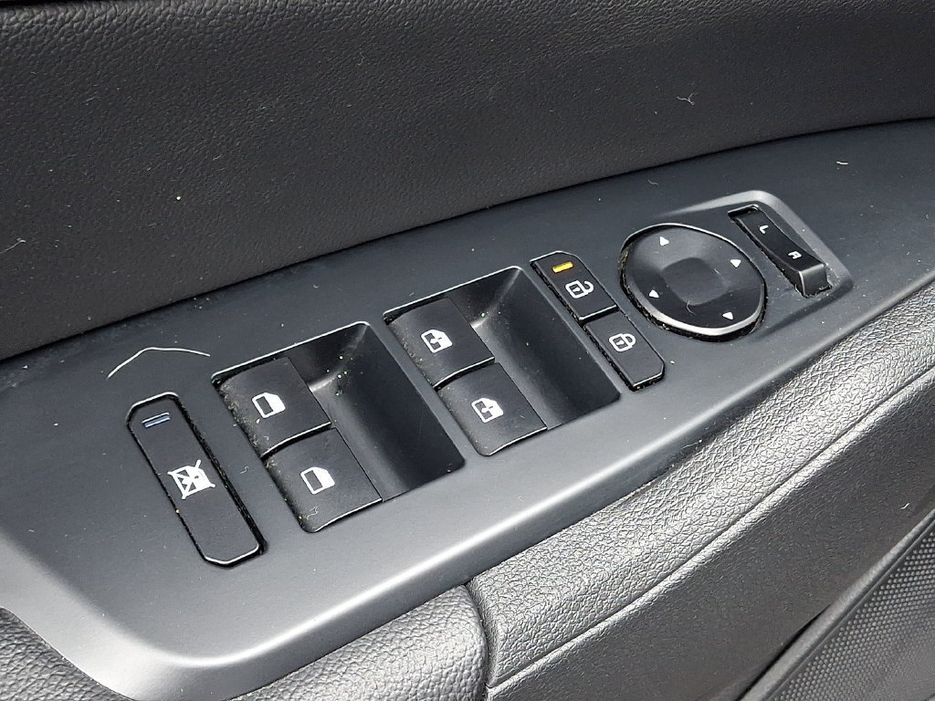 Certified 2026 Kia Sportage EX FWD image 27