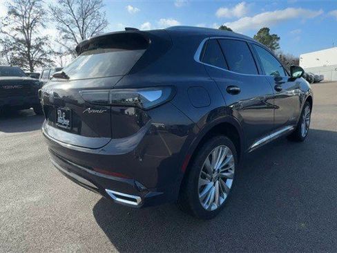 New 2026 Buick Envision Avenir image 8