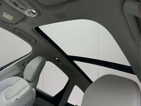 Used 2020 Volvo XC60 T5 Inscription w/ Protection Package Premier image 18