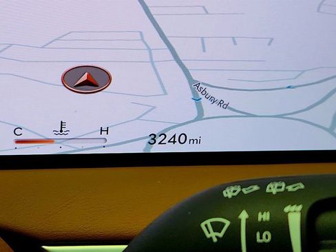 Used 2026 Genesis GV70 2.5T Advanced image 15