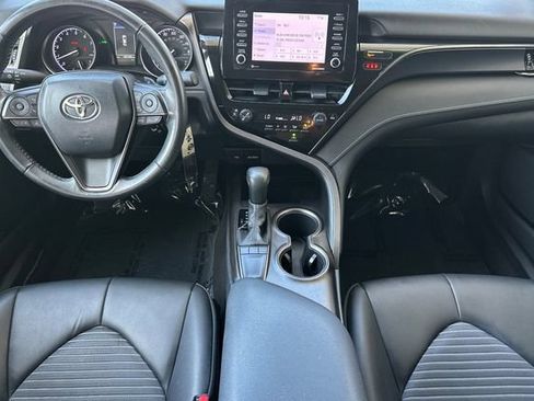 Used 2024 Toyota Camry SE FWD image 16