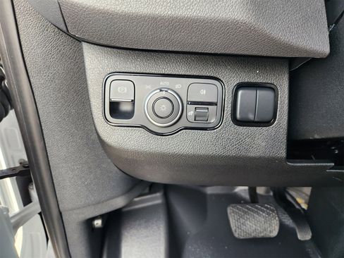 Used 2024 Mercedes-Benz Sprinter 144 Cargo image 23